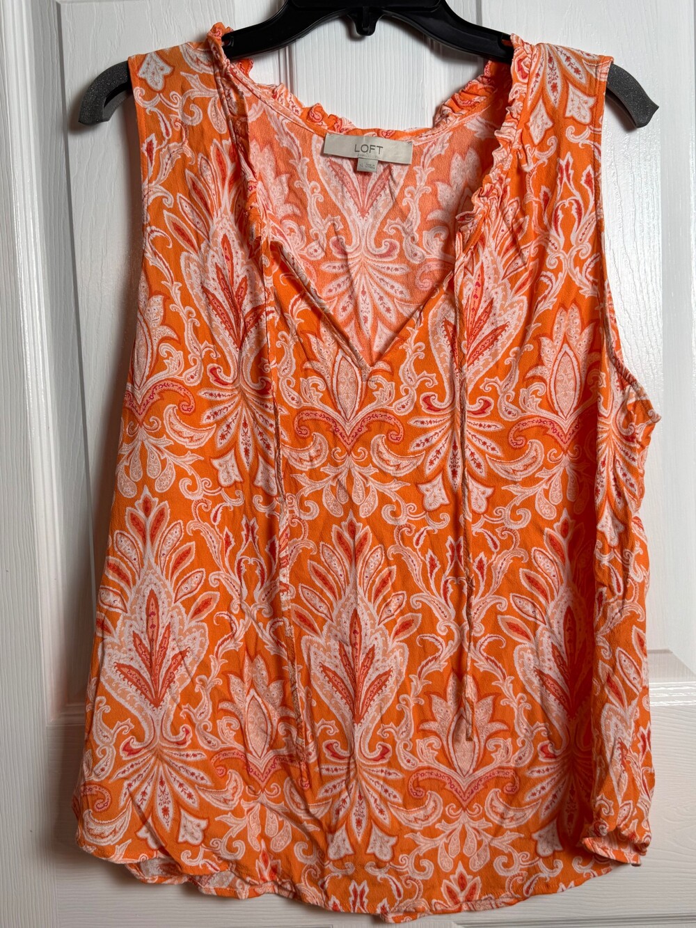 LOFT XL Sleeveless Blouse Orange White Paisley Rayon V Neck